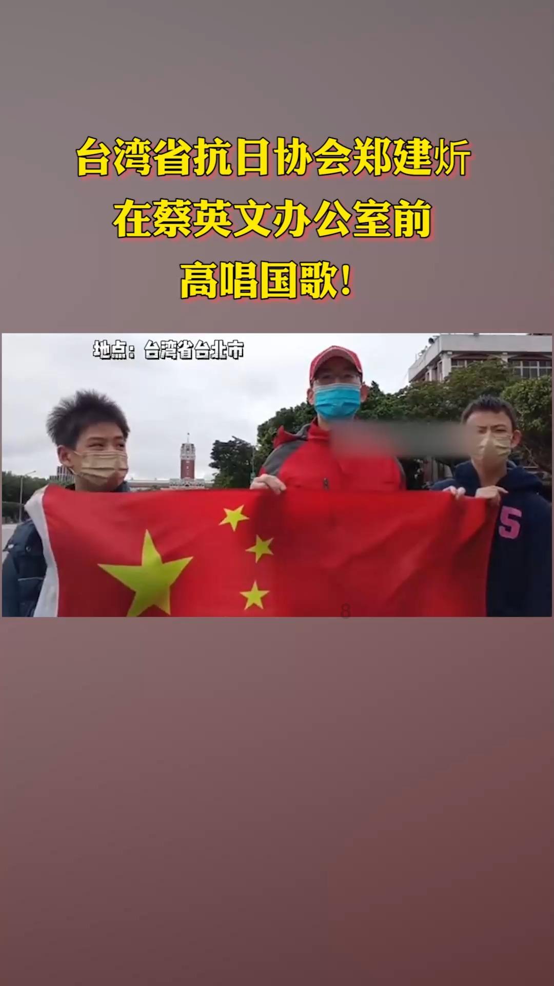 小宝贝打网球